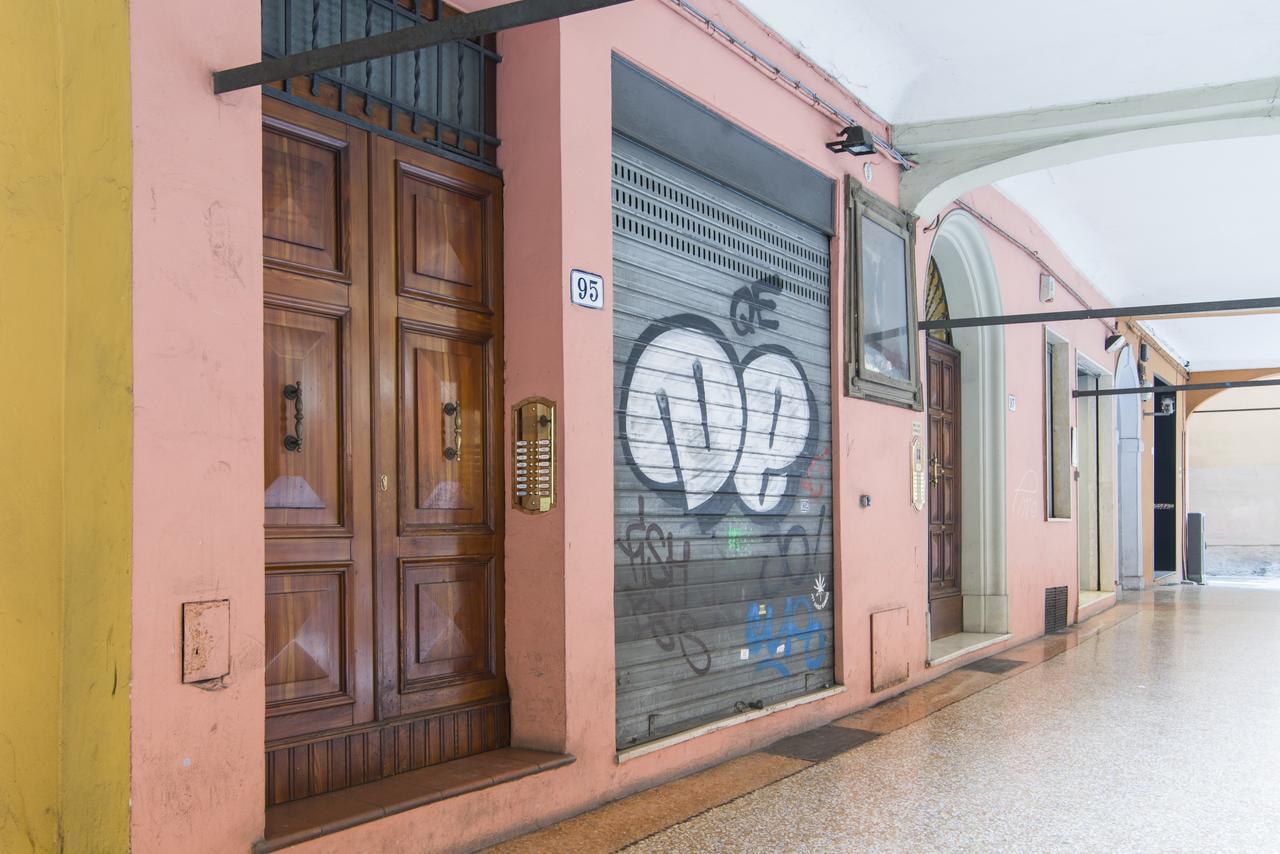 Bologna Rainbow Apartment Екстер'єр фото