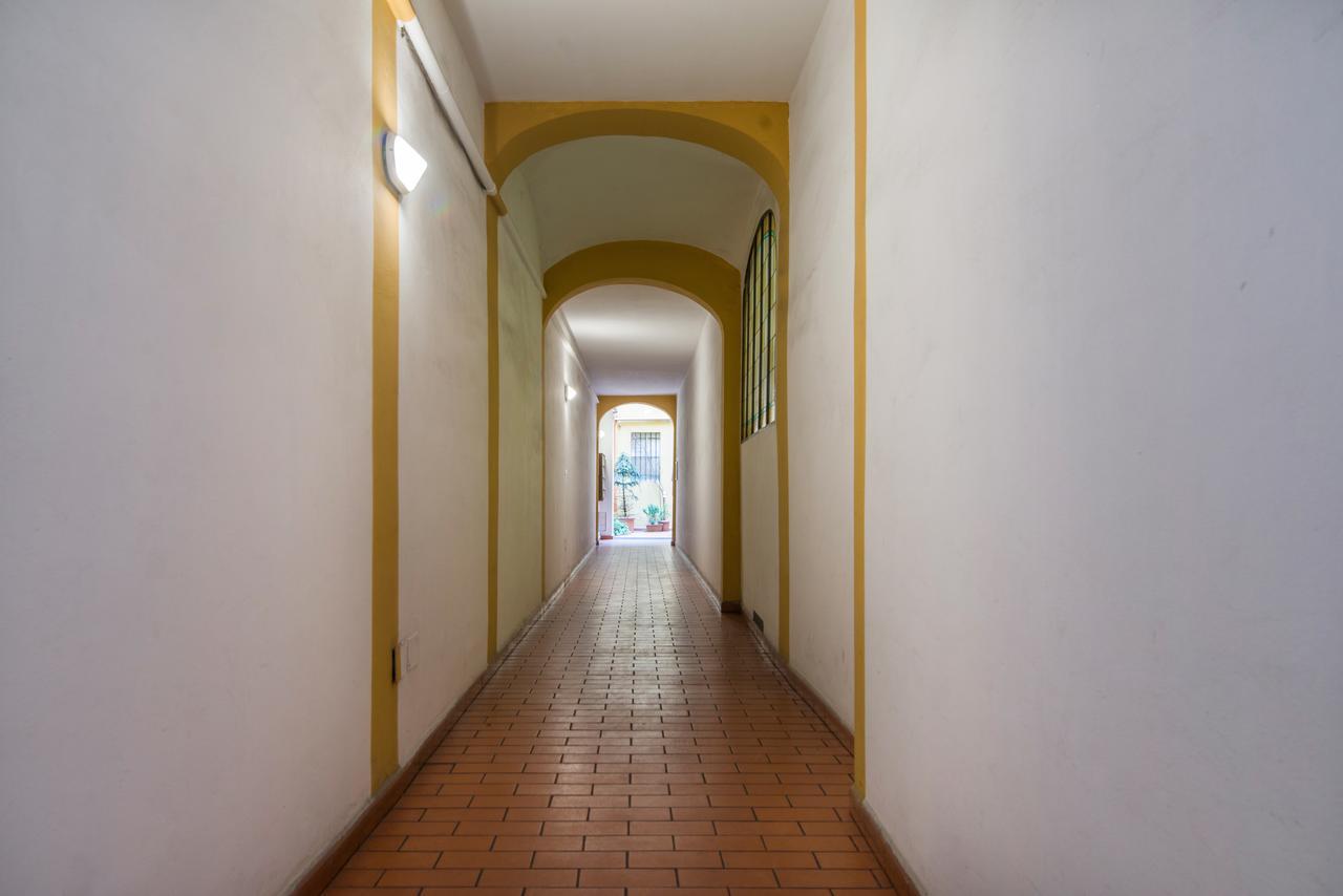 Bologna Rainbow Apartment Екстер'єр фото